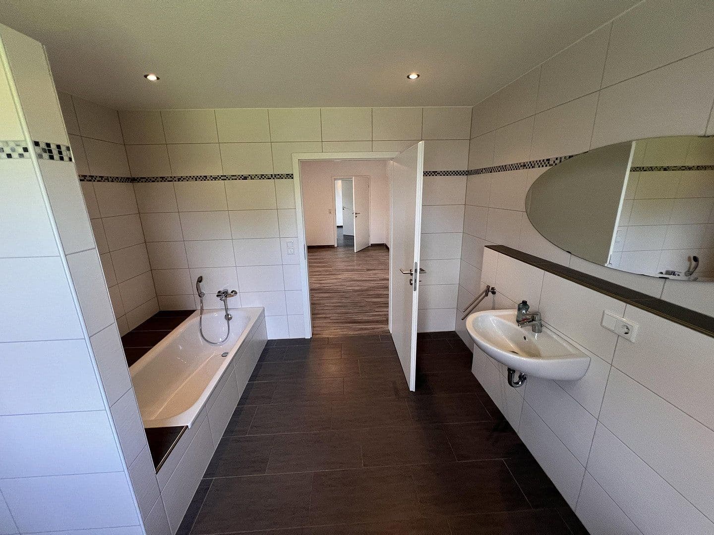 Pronájem domu 123 m², pozemek 580 m², Am Mühlenberg 4, Schwabstedt, Šlesvicko-Holštýnsko Pronájem domu 123 m², pozemek 580 m², Am Mühlenberg 4, Schwabstedt, Šlesvicko-Holštýnsko