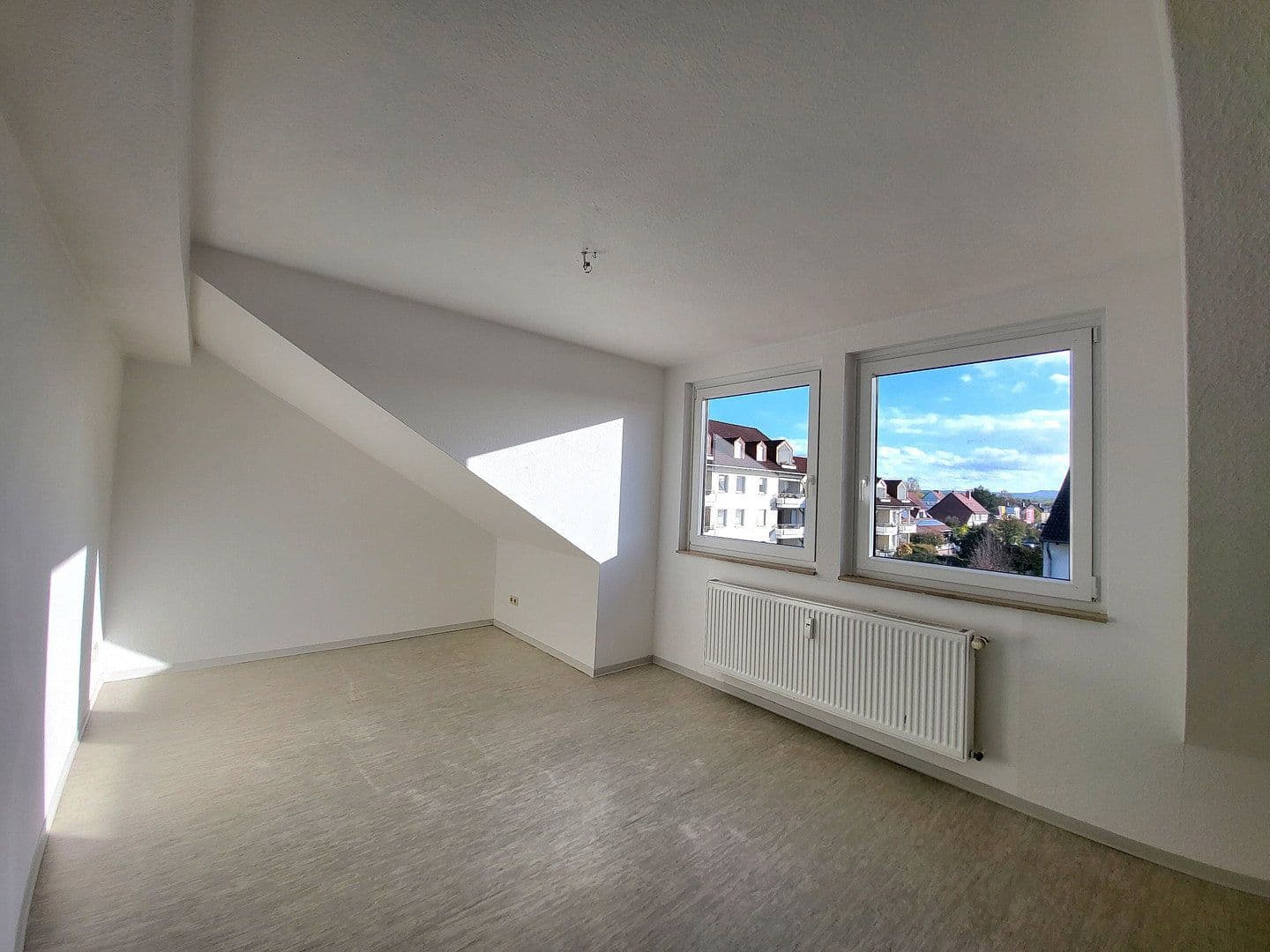 Pronájem bytu 2+1 50 m², Kiesseestraße 32, Göttingen, Dolní Sasko Pronájem bytu 2+1 50 m², Kiesseestraße 32, Göttingen, Dolní Sasko