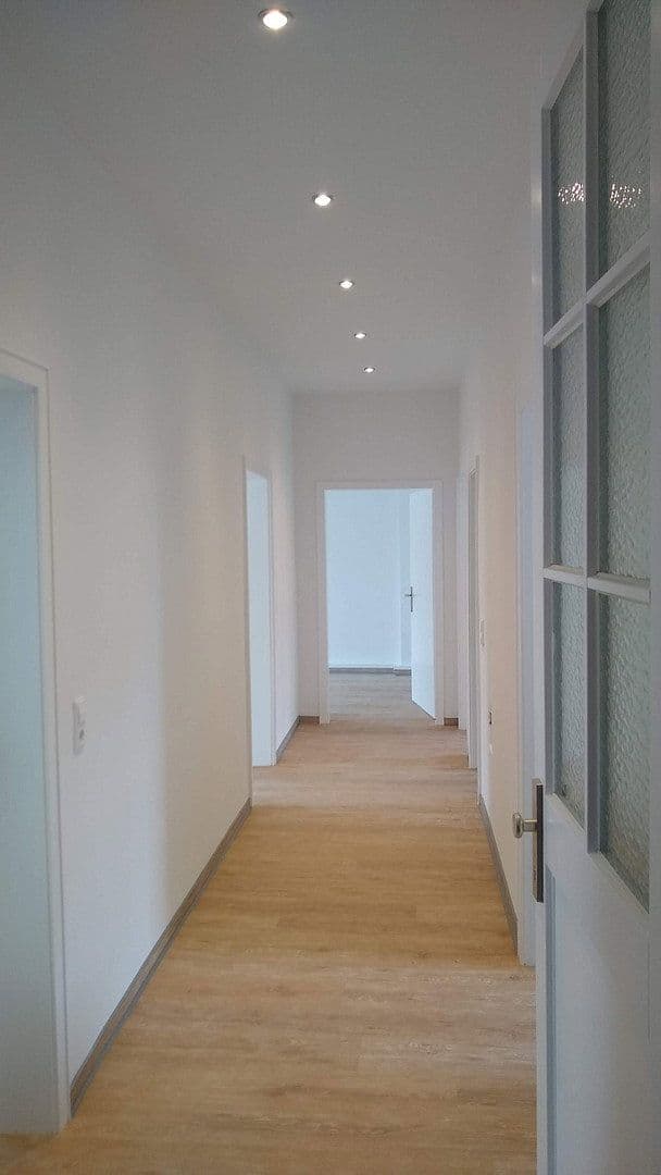Pronájem bytu 4+1 98 m², Lange Str., Seesen, Dolní Sasko Pronájem bytu 4+1 98 m², Lange Str., Seesen, Dolní Sasko