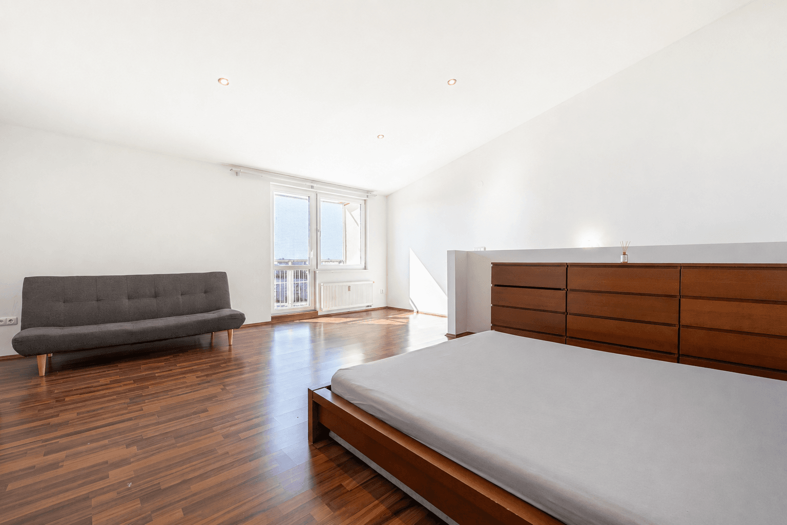 Prodej bytu 2+kk 82 m², Volkova, Praha, Praha Prodej bytu 2+kk 82 m², Volkova, Praha, Praha