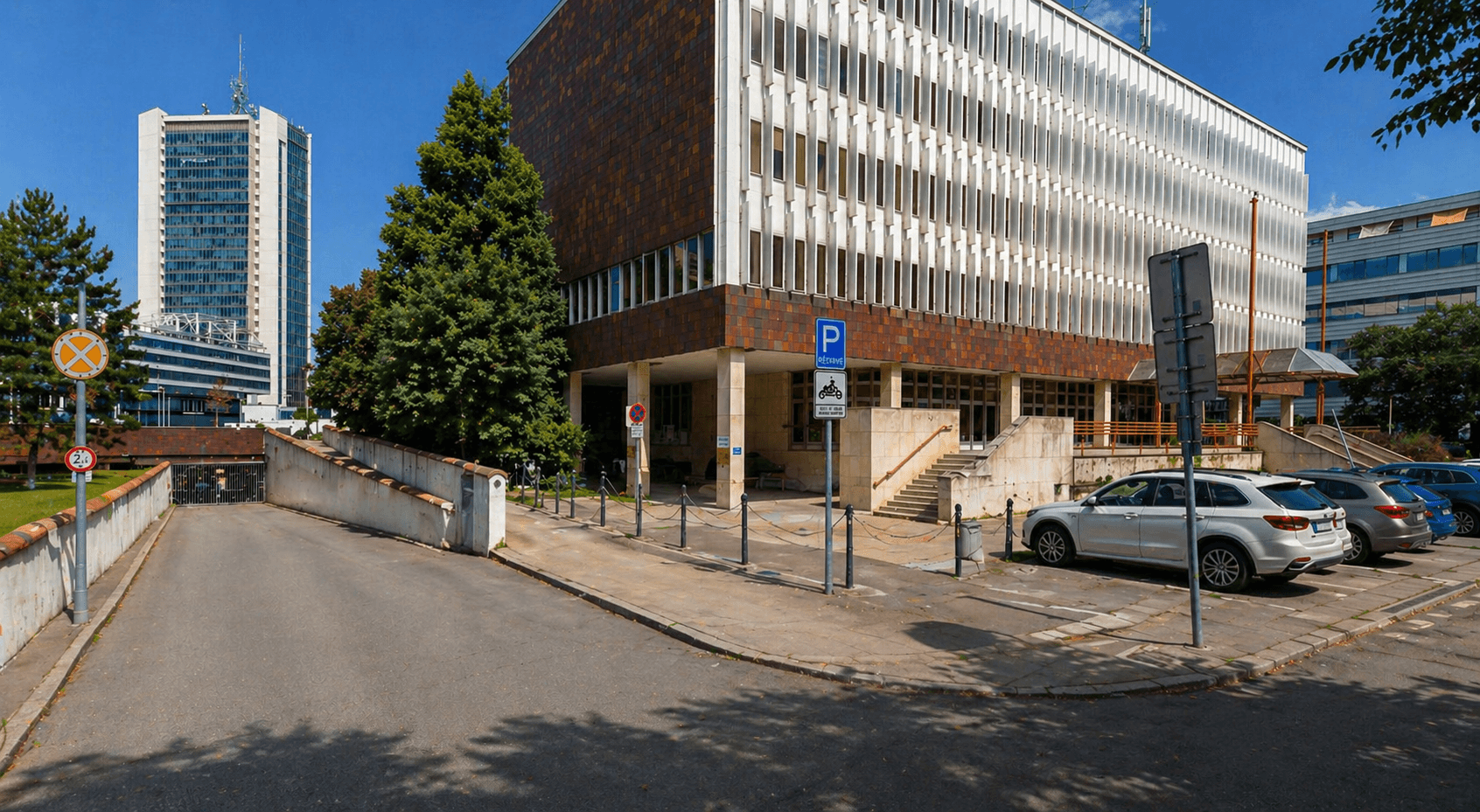 Pronájem garáže 14 m², Bystřická, Praha, Praha Pronájem garáže 14 m², Bystřická, Praha, Praha
