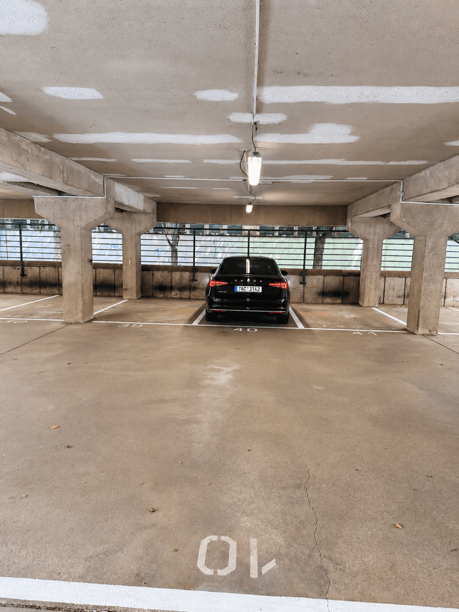 Pronájem garáže 14 m², Bystřická, Praha, Praha Pronájem garáže 14 m², Bystřická, Praha, Praha