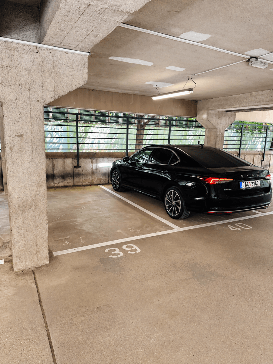 Pronájem garáže 14 m², Bystřická, Praha, Praha Pronájem garáže 14 m², Bystřická, Praha, Praha