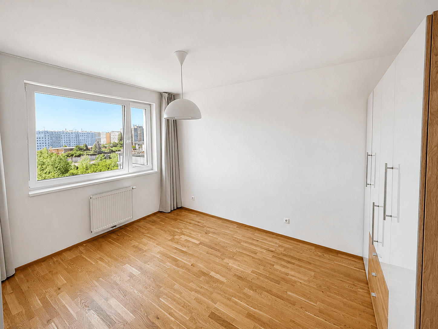 Pronájem bytu 2+kk 59 m², Pod Stolovou horou, Praha, Praha Pronájem bytu 2+kk 59 m², Pod Stolovou horou, Praha, Praha