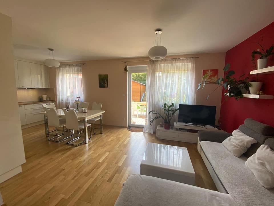Pronájem domu 104 m², pozemek 190 m², Janáčkova, Jinočany, Středočeský kraj Pronájem domu 104 m², pozemek 190 m², Janáčkova, Jinočany, Středočeský kraj