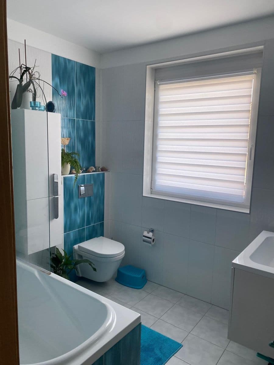 Pronájem domu 104 m², pozemek 190 m², Janáčkova, Jinočany, Středočeský kraj Pronájem domu 104 m², pozemek 190 m², Janáčkova, Jinočany, Středočeský kraj
