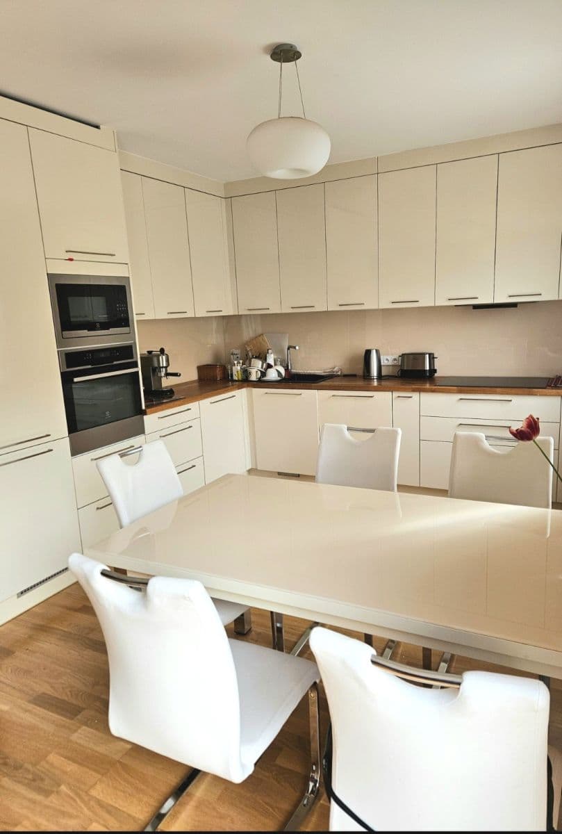 Pronájem domu 104 m², pozemek 190 m², Janáčkova, Jinočany, Středočeský kraj Pronájem domu 104 m², pozemek 190 m², Janáčkova, Jinočany, Středočeský kraj