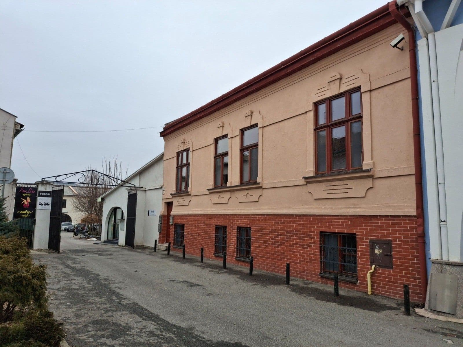 Pronájem bytu 2+1 43 m², Mäsiarska, Košice - mestská časť Staré Mesto, Košický kraj Pronájem bytu 2+1 43 m², Mäsiarska, Košice - mestská časť Staré Mesto, Košický kraj