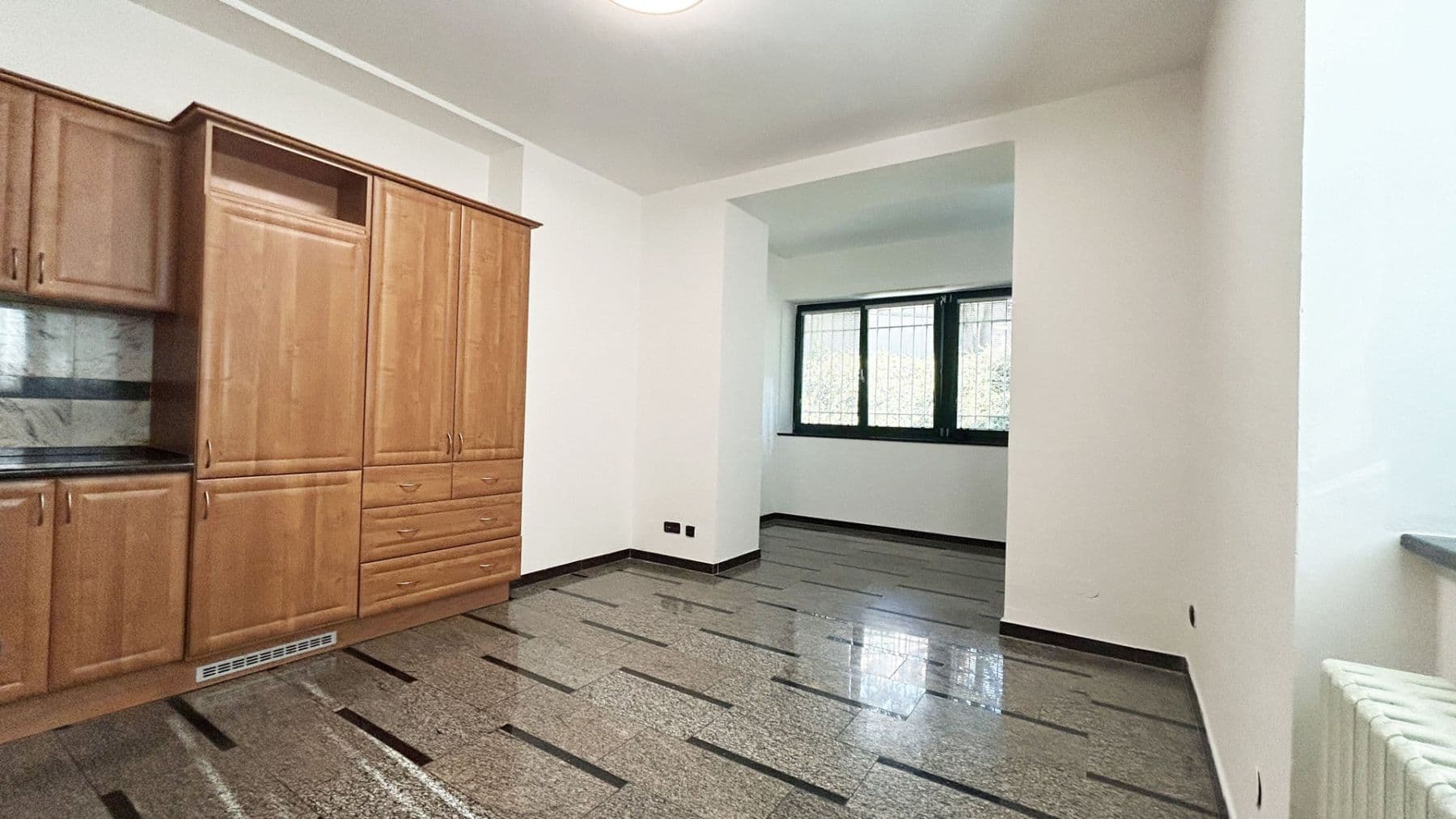 Pronájem bytu 1+kk 35 m², Pravá, Praha, Praha Pronájem bytu 1+kk 35 m², Pravá, Praha, Praha