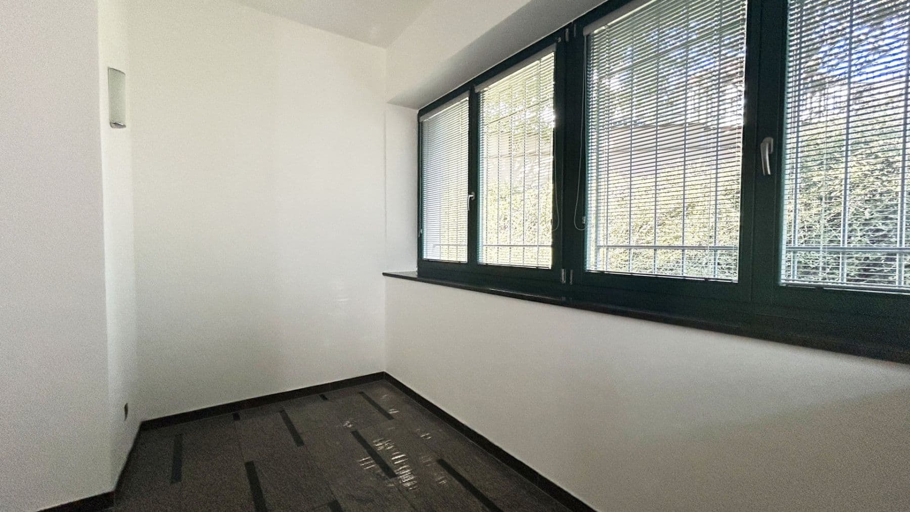 Pronájem bytu 1+kk 35 m², Pravá, Praha, Praha Pronájem bytu 1+kk 35 m², Pravá, Praha, Praha
