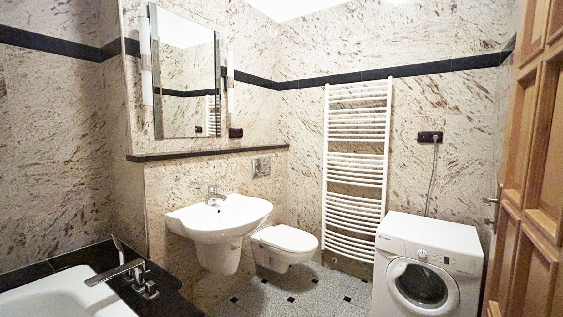 Pronájem bytu 1+kk 35 m², Pravá, Praha, Praha Pronájem bytu 1+kk 35 m², Pravá, Praha, Praha