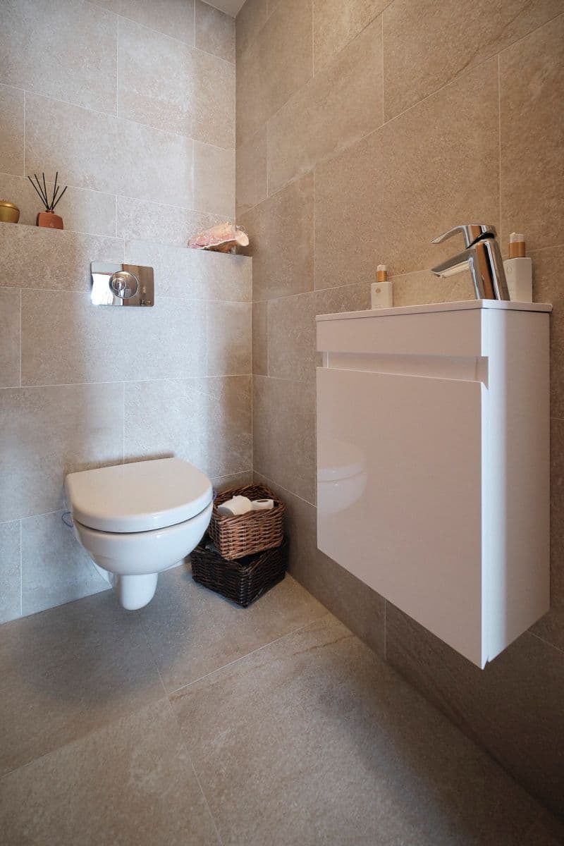 Pronájem bytu 2+kk 84 m², V Háji, Praha, Praha Pronájem bytu 2+kk 84 m², V Háji, Praha, Praha