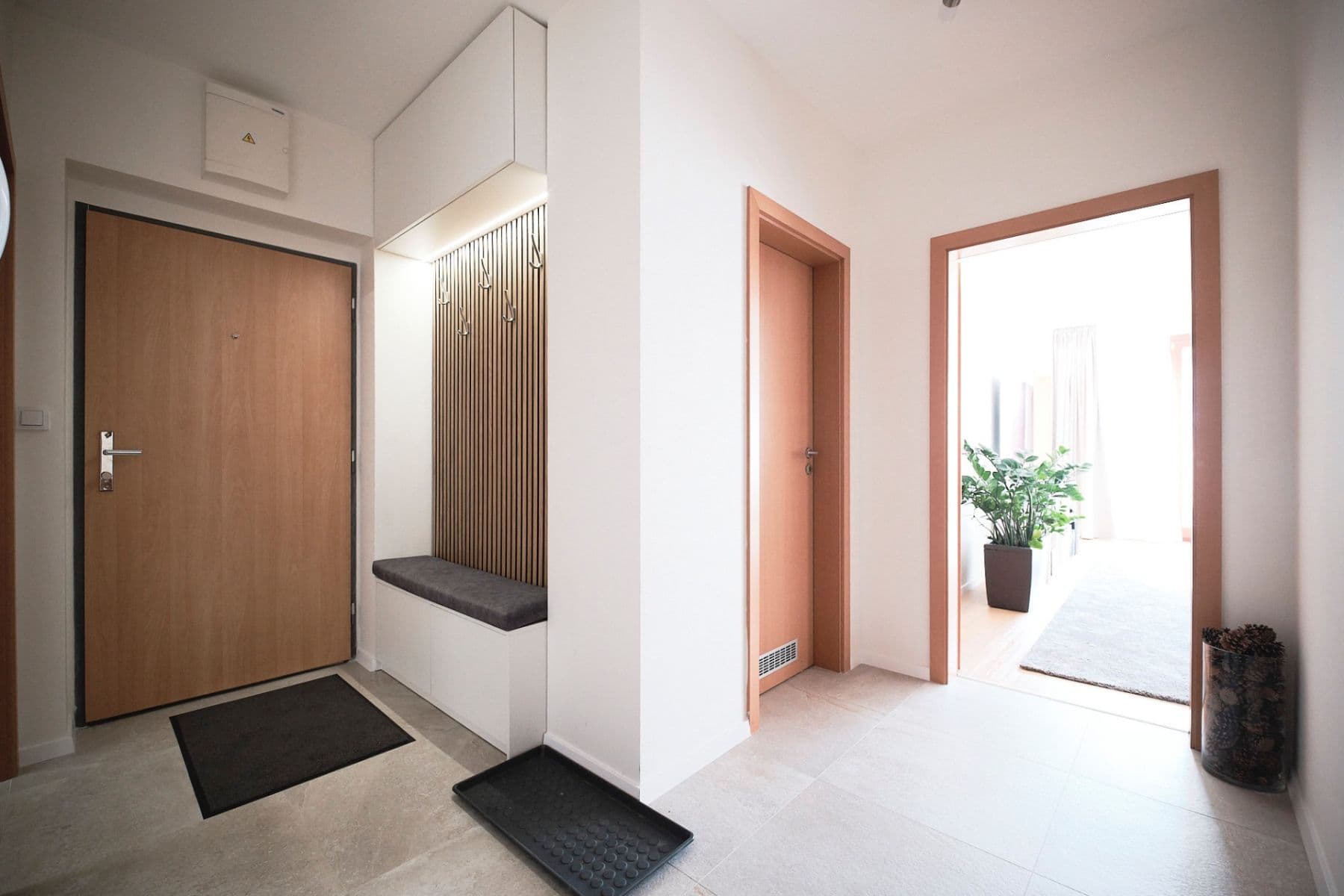 Pronájem bytu 2+kk 84 m², V Háji, Praha, Praha Pronájem bytu 2+kk 84 m², V Háji, Praha, Praha