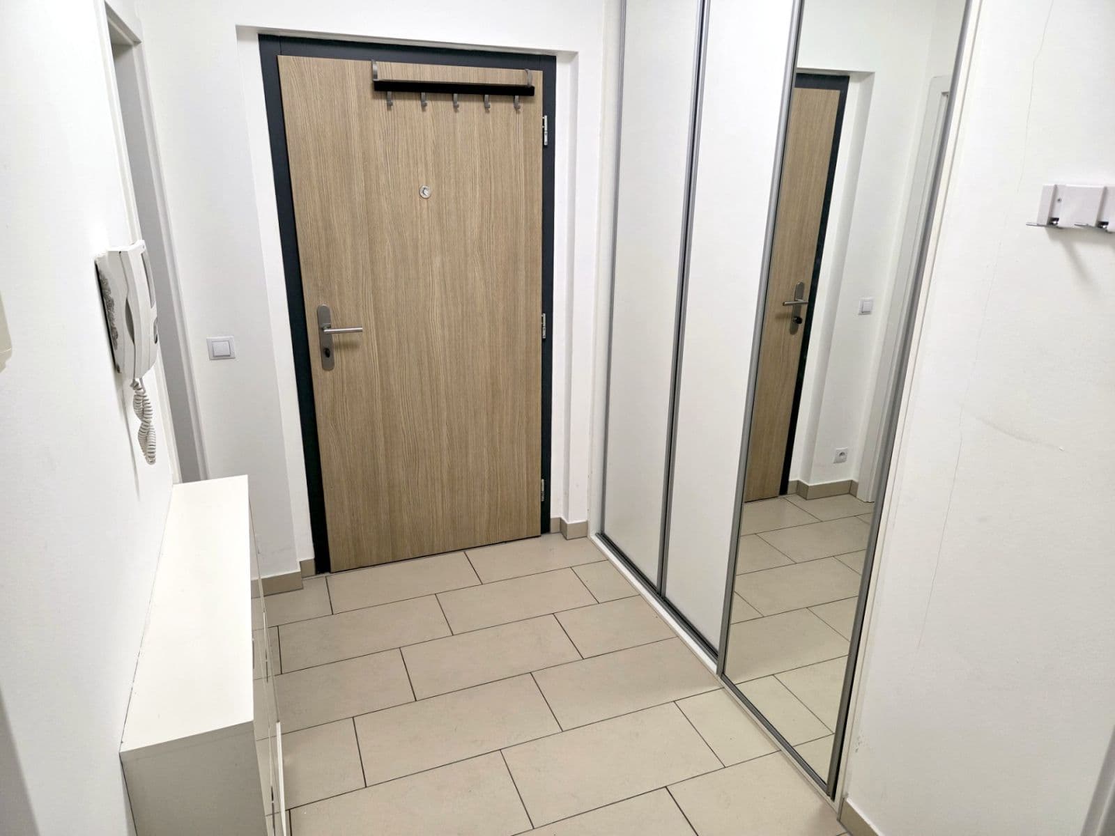 Pronájem bytu 2+kk 63 m², Kurta Konráda, Praha, Praha Pronájem bytu 2+kk 63 m², Kurta Konráda, Praha, Praha