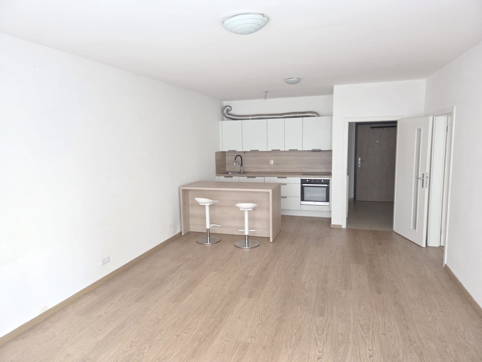 Pronájem bytu 2+kk 63 m², Kurta Konráda, Praha, Praha Pronájem bytu 2+kk 63 m², Kurta Konráda, Praha, Praha