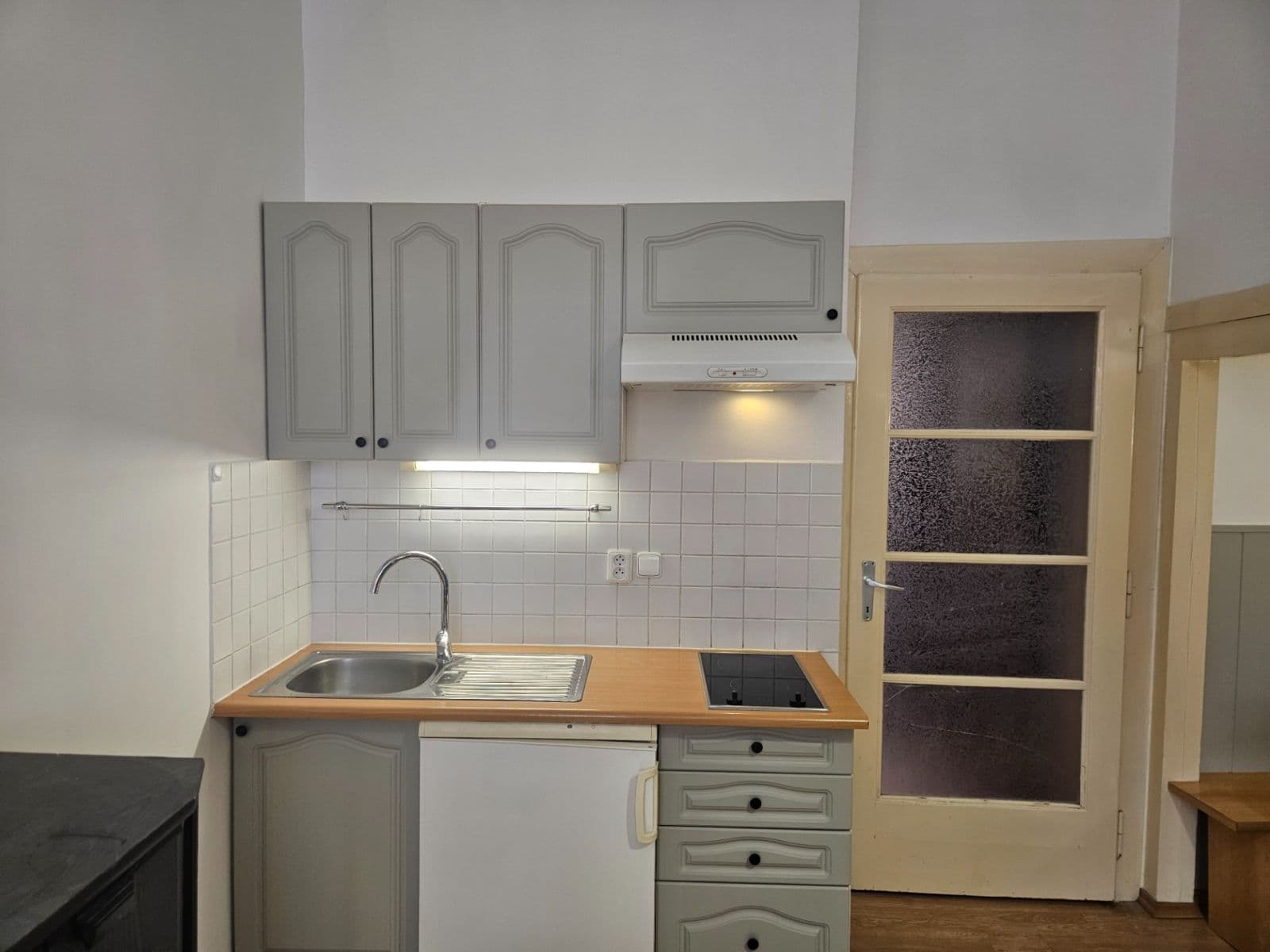 Pronájem bytu 1+kk 30 m², Truhlářská, Praha, Praha Pronájem bytu 1+kk 30 m², Truhlářská, Praha, Praha