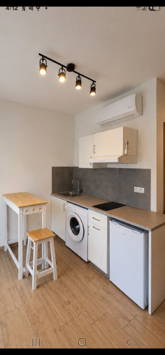 Pronájem bytu Garsoniéra 18 m², Na Cikánce, Praha, Praha Pronájem bytu Garsoniéra 18 m², Na Cikánce, Praha, Praha