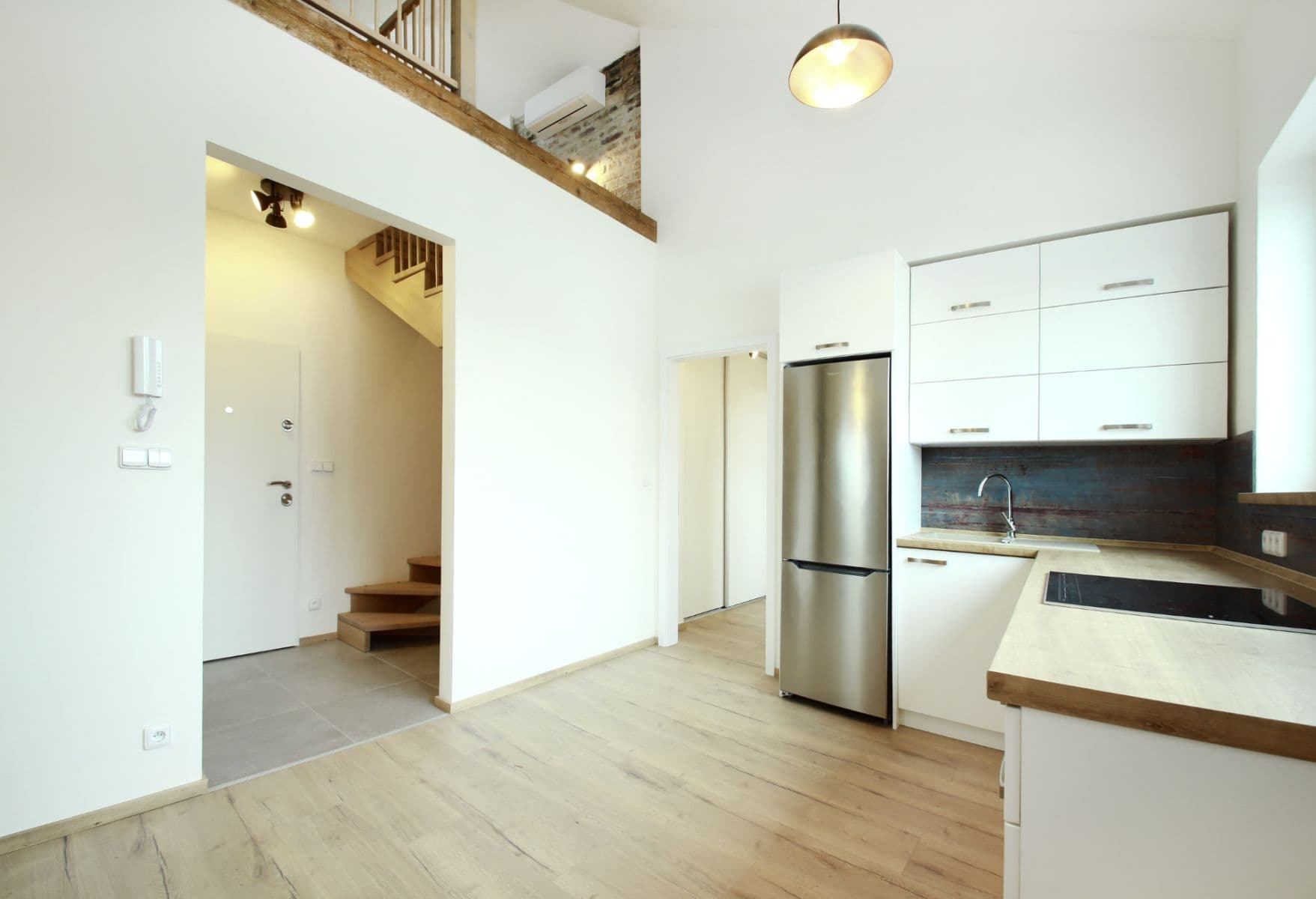 Pronájem bytu 3+kk 106 m², Na Nivách, Praha, Praha Pronájem bytu 3+kk 106 m², Na Nivách, Praha, Praha