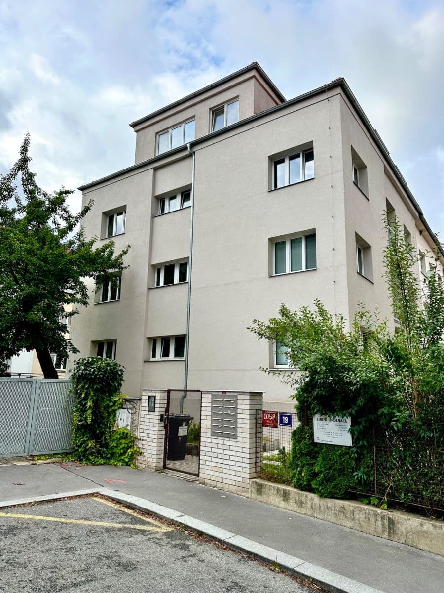 Pronájem bytu 3+kk 106 m², Na Nivách, Praha, Praha Pronájem bytu 3+kk 106 m², Na Nivách, Praha, Praha