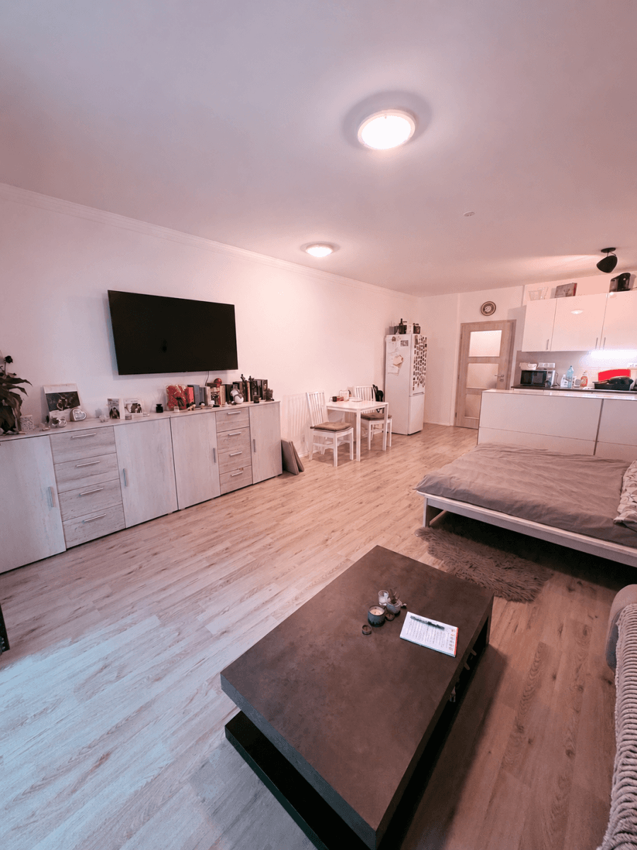 Pronájem bytu 1+kk 46 m², Květoslava Mašity, Všenory, Středočeský kraj Pronájem bytu 1+kk 46 m², Květoslava Mašity, Všenory, Středočeský kraj