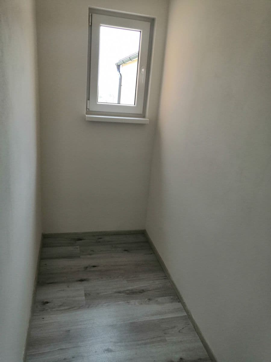 Prodej bytu 2+1 52 m², U Tvrze, Hostouň, Středočeský kraj Prodej bytu 2+1 52 m², U Tvrze, Hostouň, Středočeský kraj