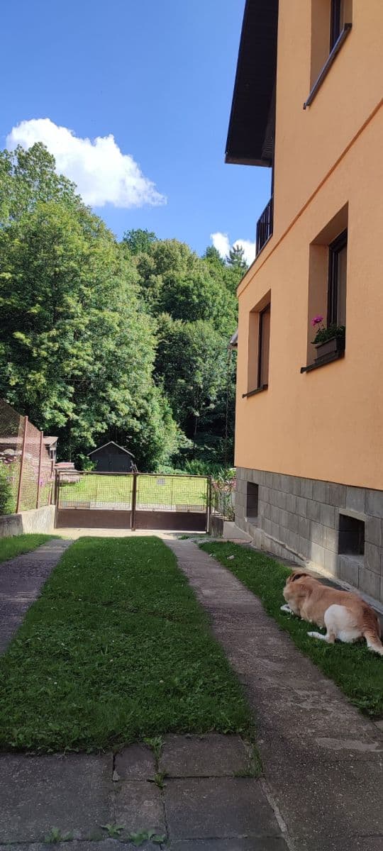 Prodej domu 150 m², pozemek 820 m², Vsetín, Zlínský kraj Prodej domu 150 m², pozemek 820 m², Vsetín, Zlínský kraj