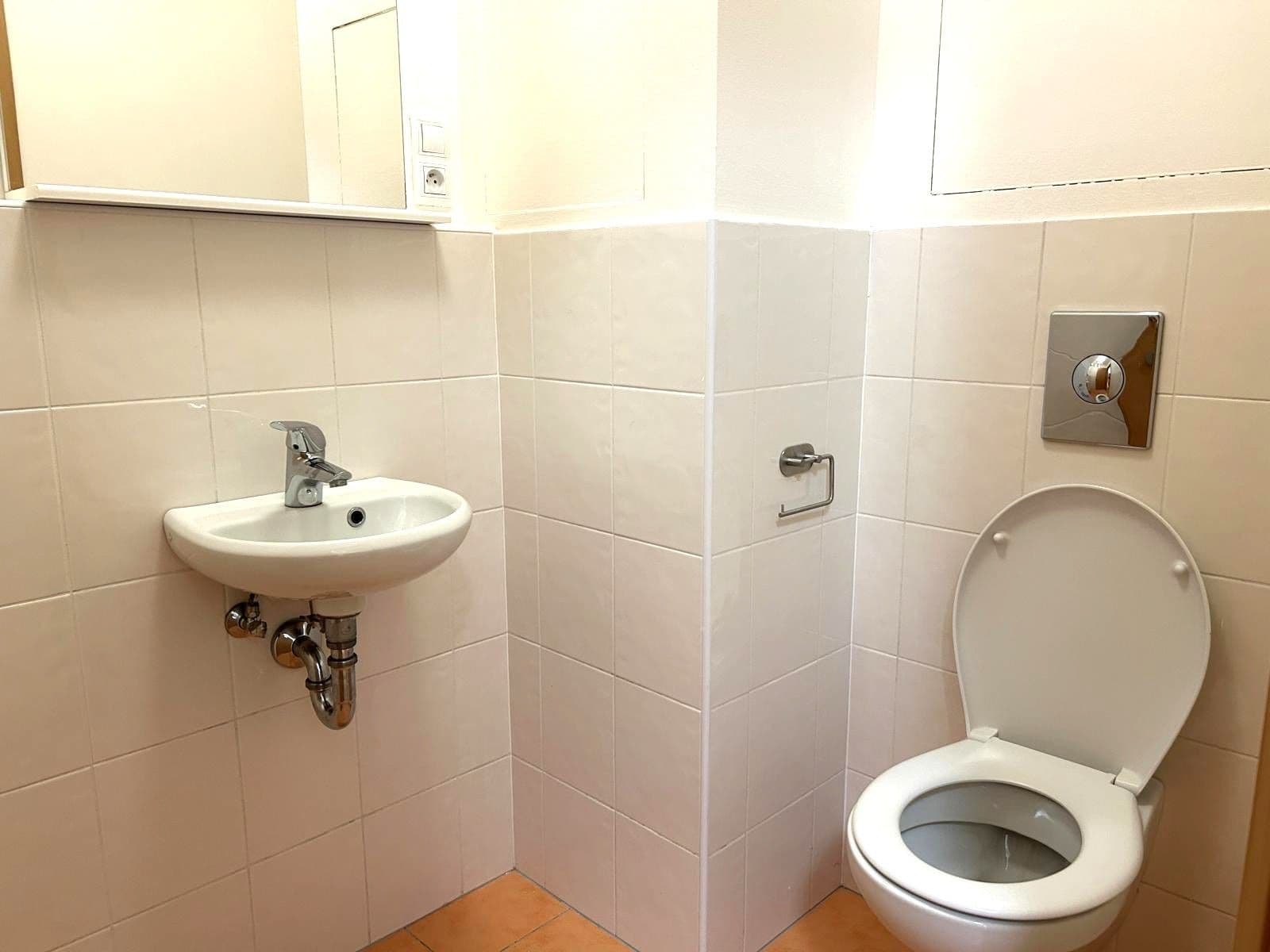 Pronájem bytu 2+kk 68 m², Korunní, Praha, Praha Pronájem bytu 2+kk 68 m², Korunní, Praha, Praha