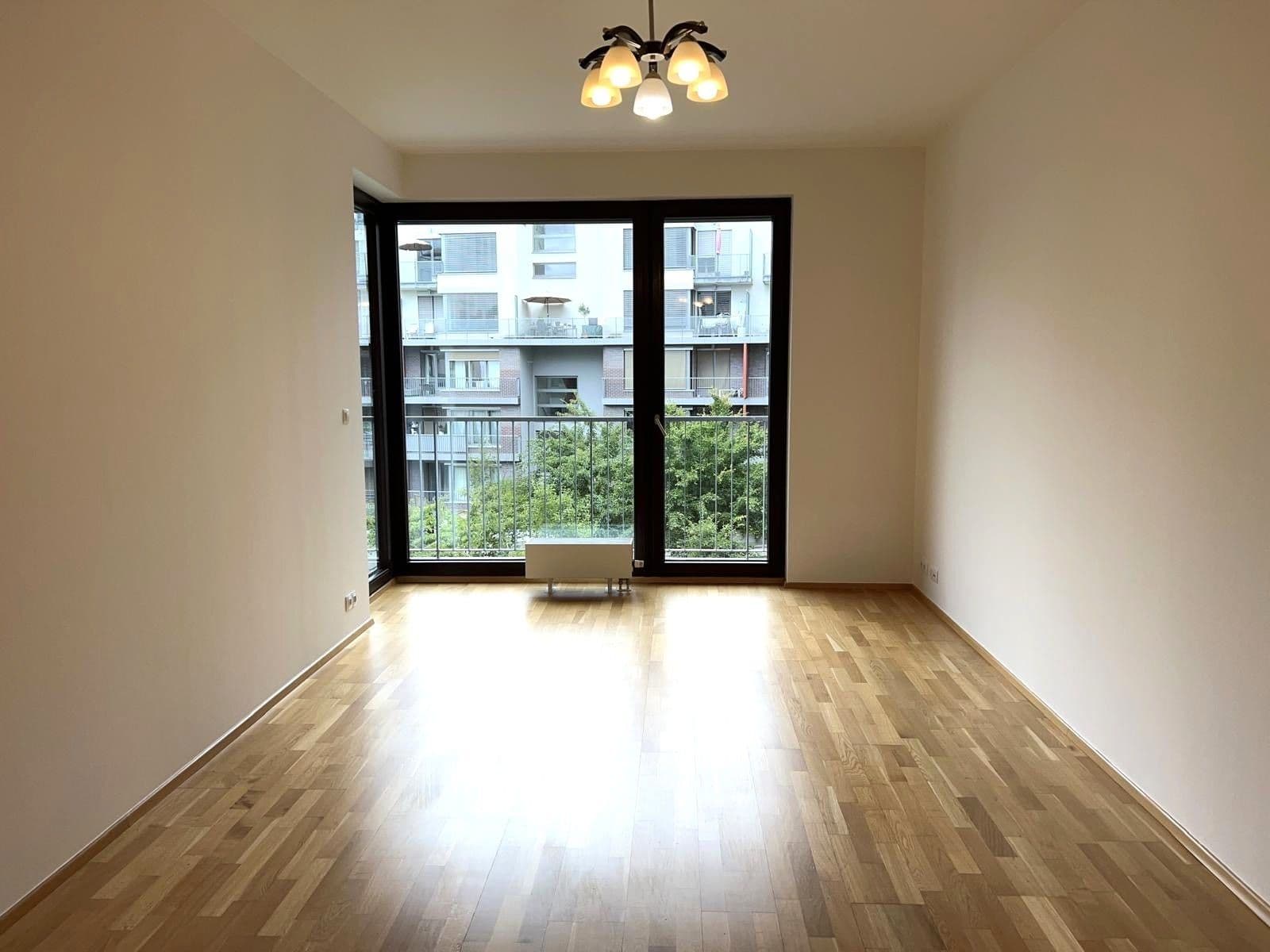 Pronájem bytu 2+kk 68 m², Korunní, Praha, Praha Pronájem bytu 2+kk 68 m², Korunní, Praha, Praha