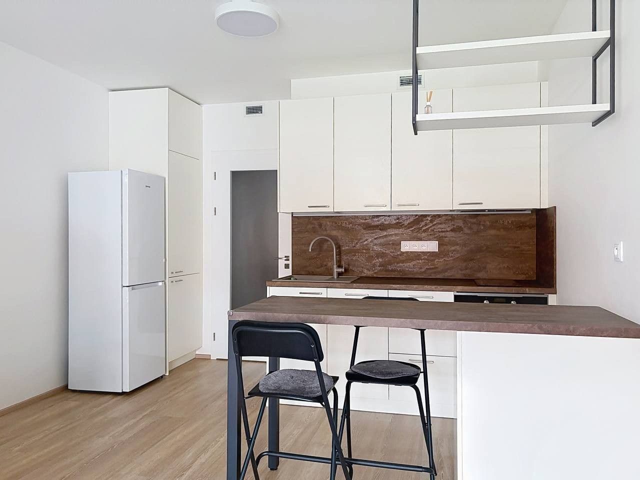 Pronájem bytu 1+kk 32 m², Poděbradská, Praha, Praha Pronájem bytu 1+kk 32 m², Poděbradská, Praha, Praha