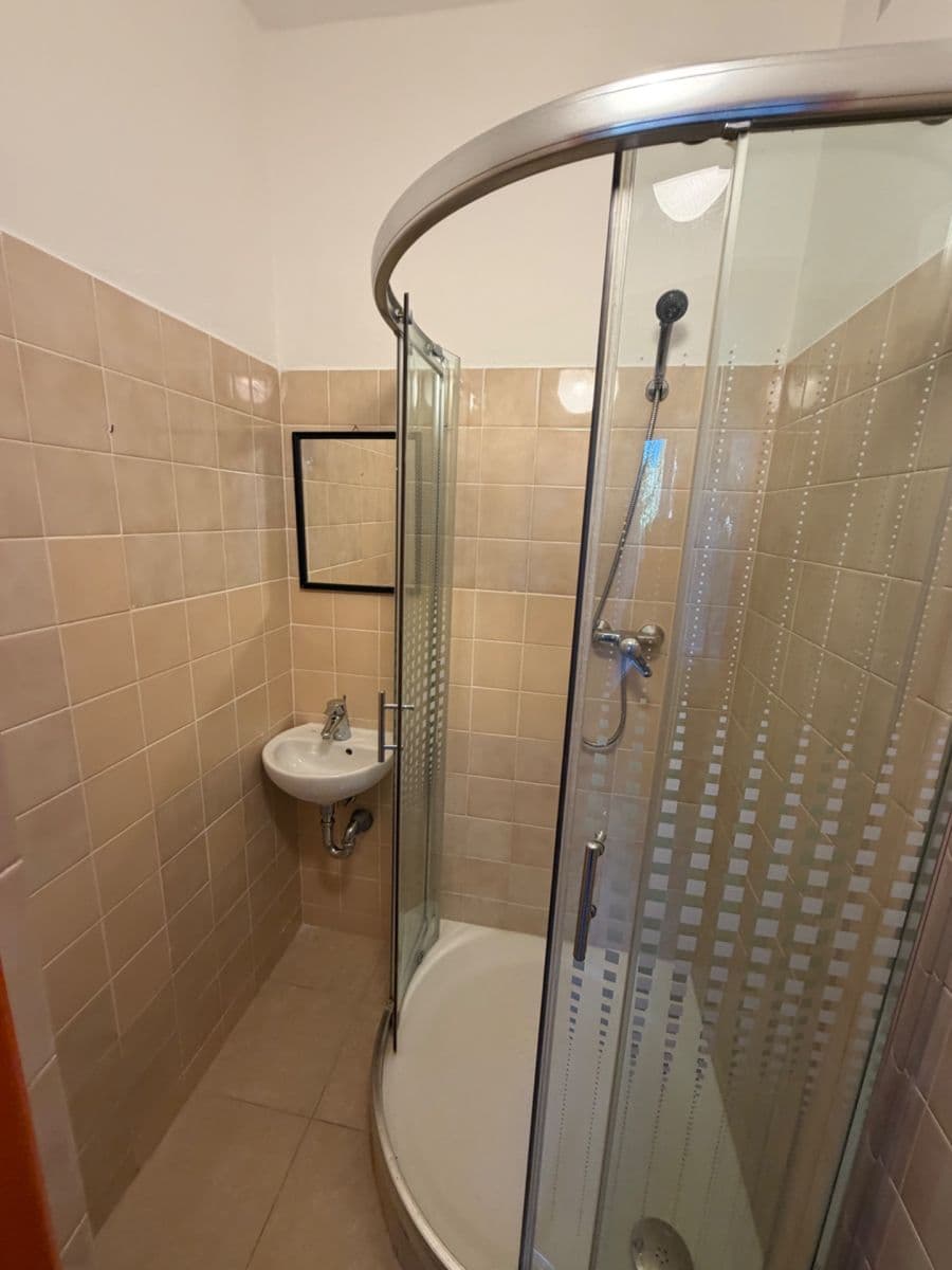 Pronájem bytu 2+1 60 m², V Zátiší, Ostrava, Moravskoslezský kraj Pronájem bytu 2+1 60 m², V Zátiší, Ostrava, Moravskoslezský kraj