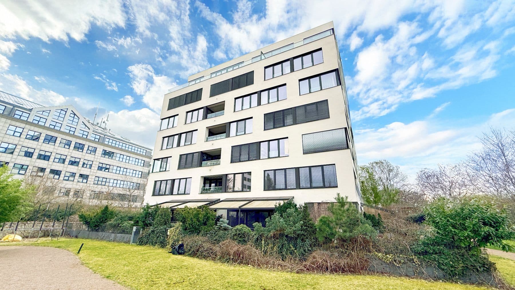 Prodej bytu 4+1 116 m², Na Korábě, Praha, Praha Prodej bytu 4+1 116 m², Na Korábě, Praha, Praha