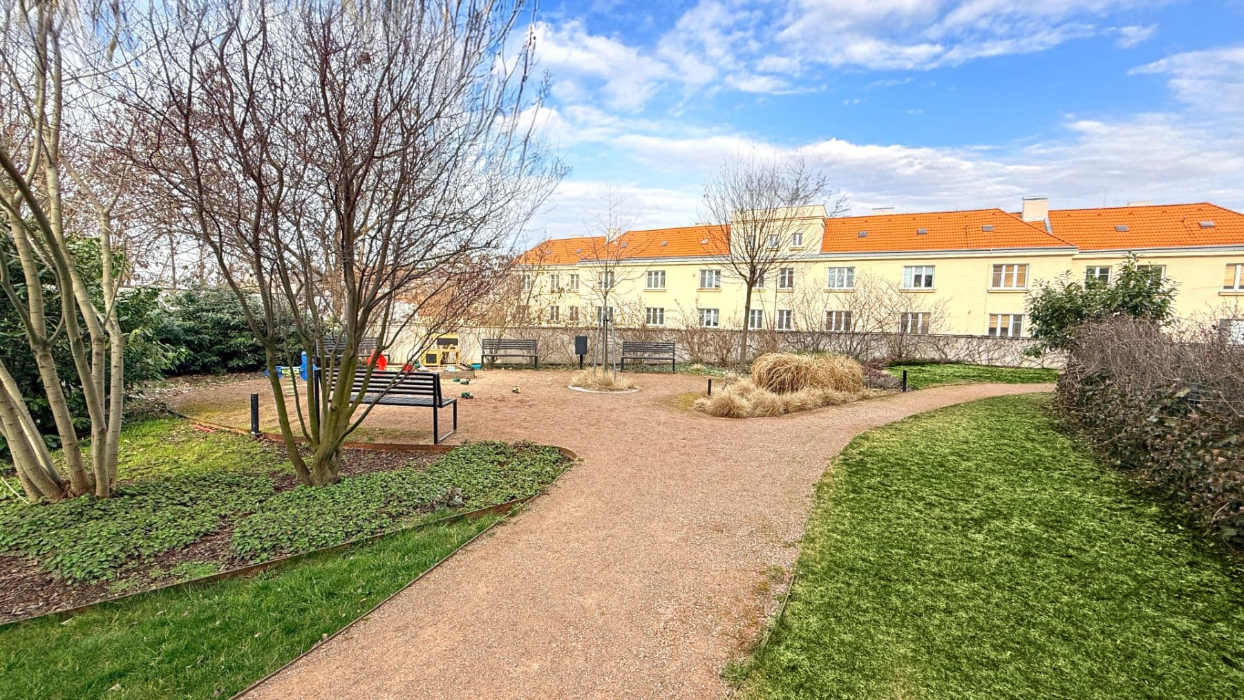 Prodej bytu 4+1 116 m², Na Korábě, Praha, Praha Prodej bytu 4+1 116 m², Na Korábě, Praha, Praha