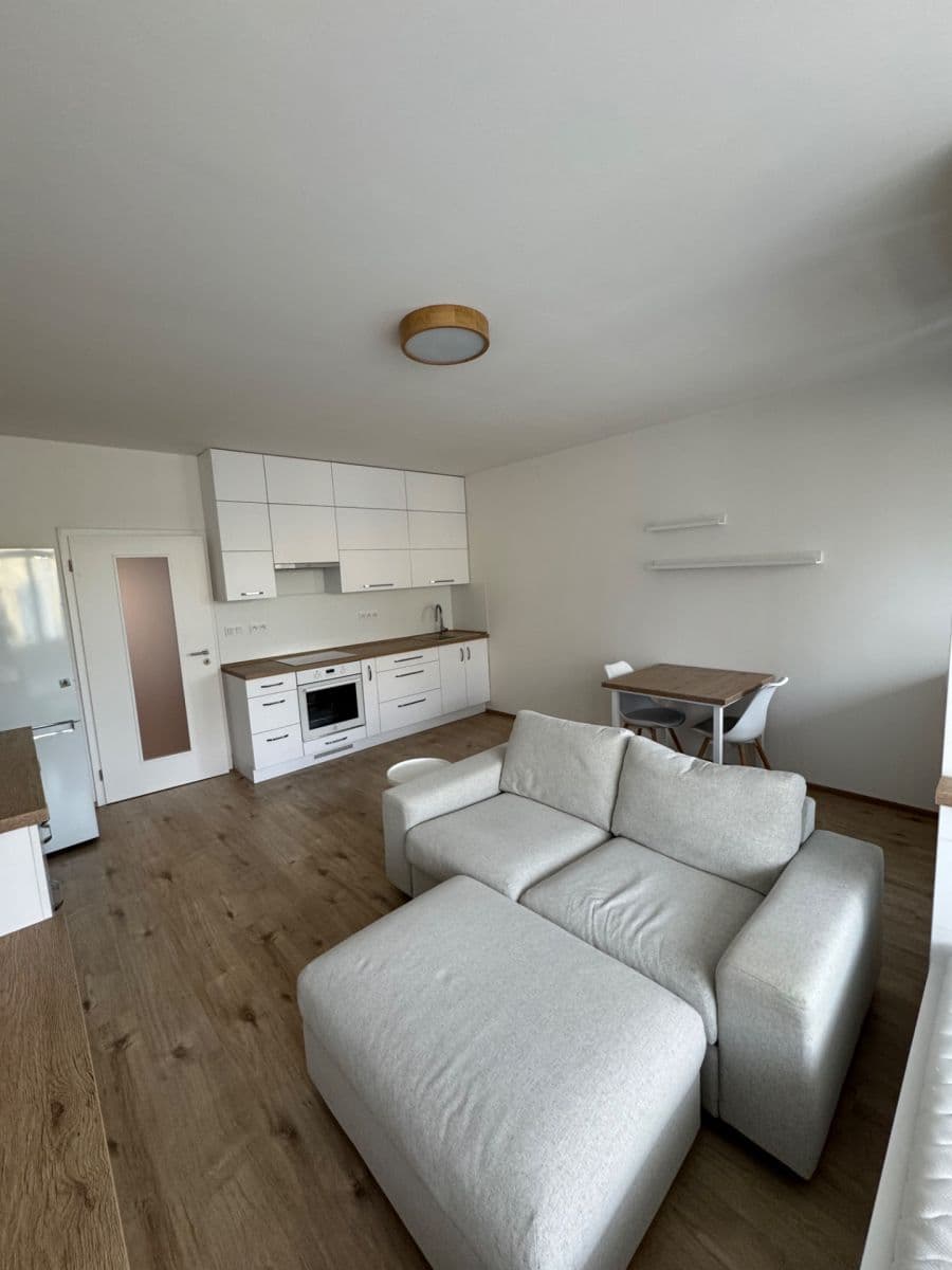Pronájem bytu 1+kk 35 m², Šífařská, Praha, Praha Pronájem bytu 1+kk 35 m², Šífařská, Praha, Praha