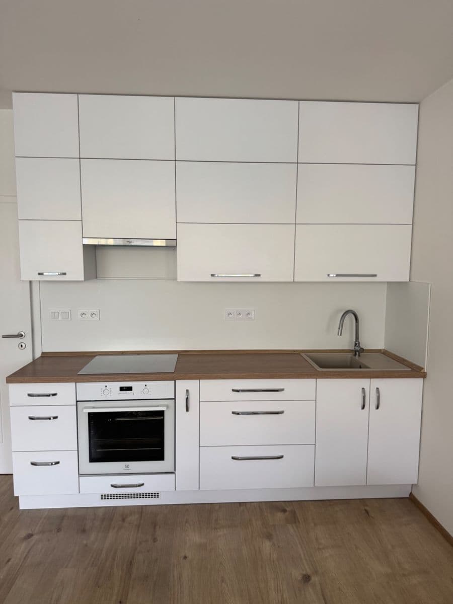 Pronájem bytu 1+kk 35 m², Šífařská, Praha, Praha Pronájem bytu 1+kk 35 m², Šífařská, Praha, Praha