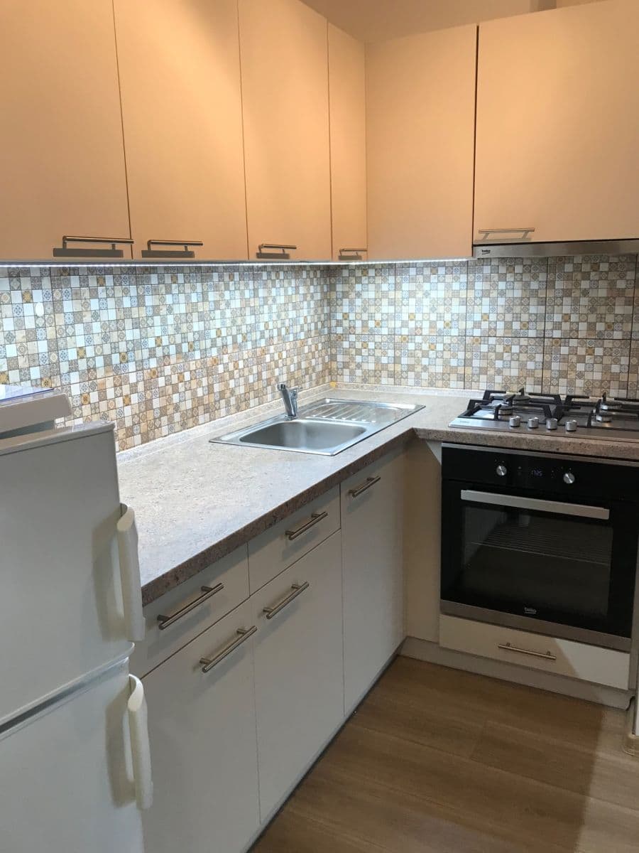 Pronájem bytu 2+kk 40 m², Pšenčíkova, Praha, Praha Pronájem bytu 2+kk 40 m², Pšenčíkova, Praha, Praha