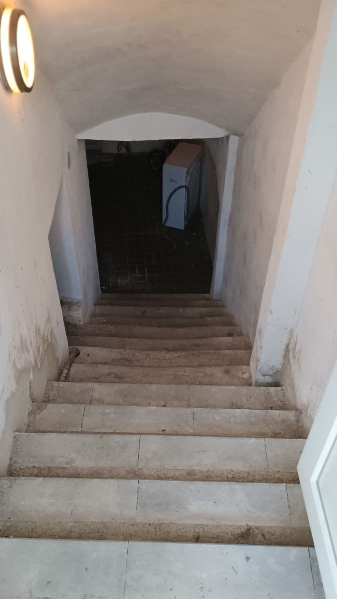 Pronájem nebytového prostoru 21 m², K Libuši, Praha, Praha Pronájem nebytového prostoru 21 m², K Libuši, Praha, Praha