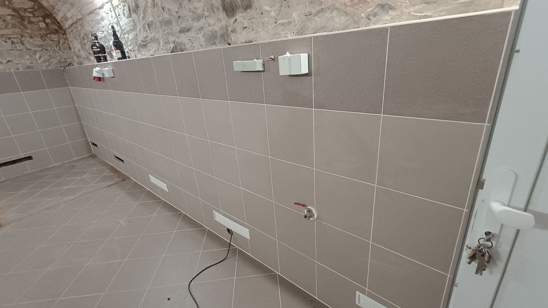 Pronájem nebytového prostoru 21 m², K Libuši, Praha, Praha Pronájem nebytového prostoru 21 m², K Libuši, Praha, Praha