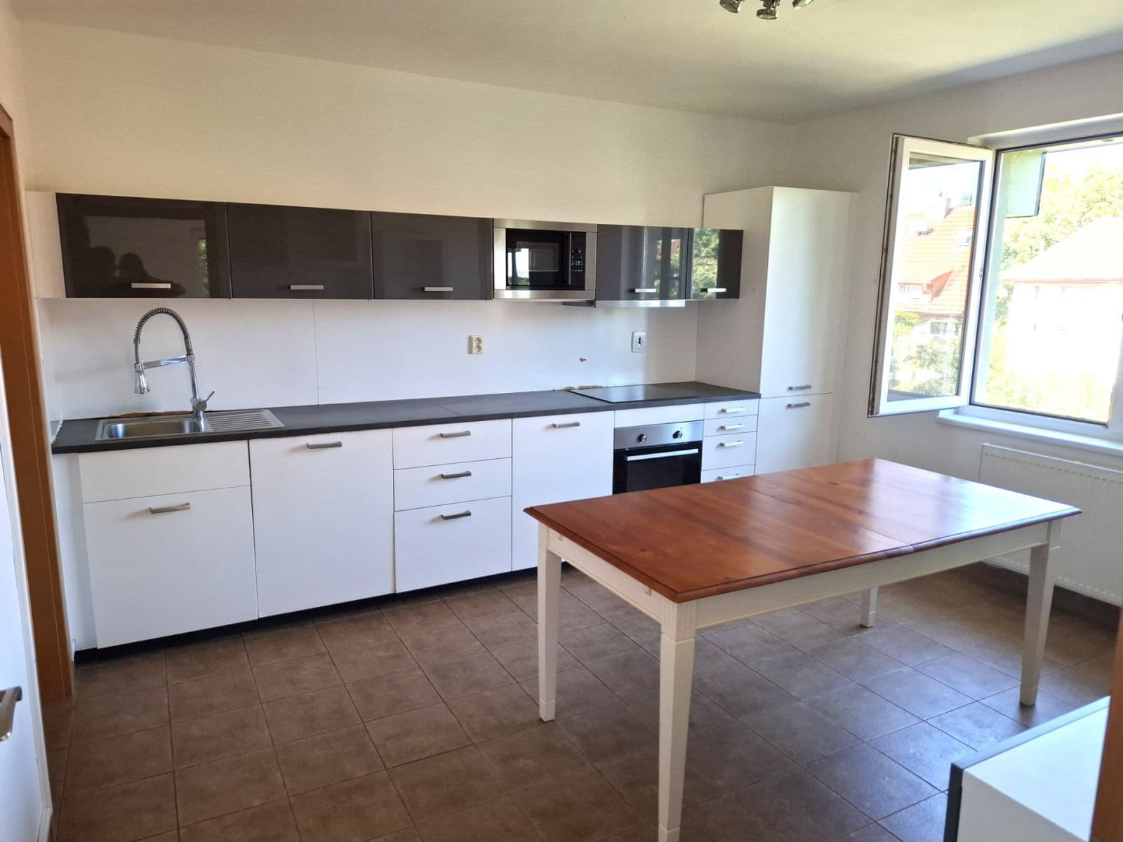 Pronájem bytu 4+1 155 m², Medkova, Praha, Praha Pronájem bytu 4+1 155 m², Medkova, Praha, Praha