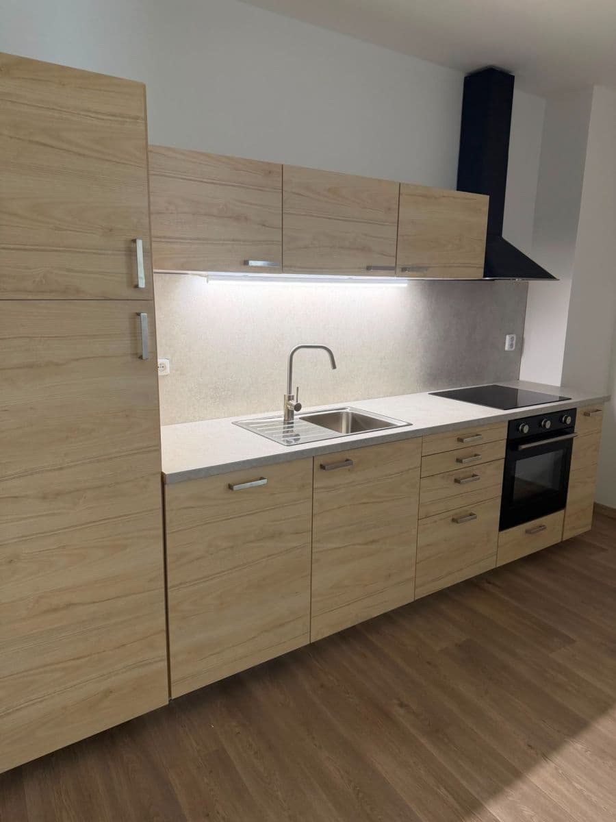 Pronájem domu 88 m², pozemek 120 m², Příční, Brno, Jihomoravský kraj Pronájem domu 88 m², pozemek 120 m², Příční, Brno, Jihomoravský kraj