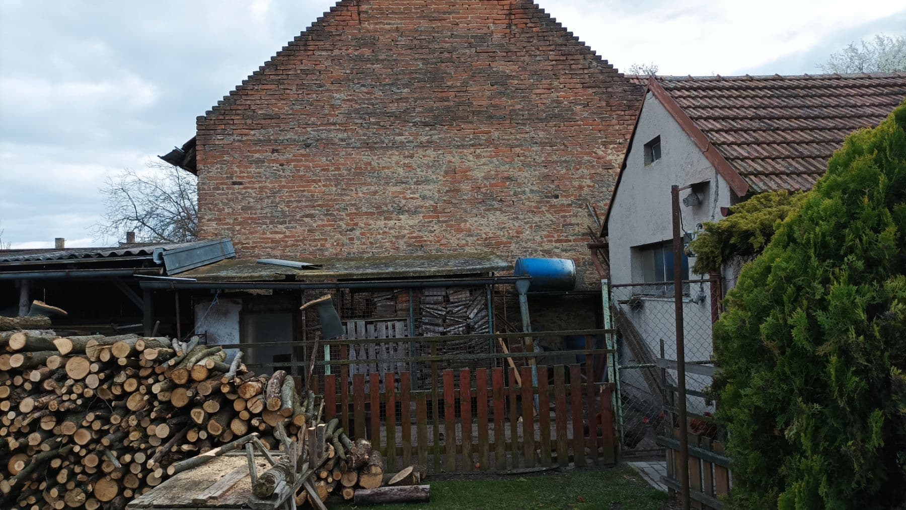 Prodej domu 269 m², pozemek 800 m², 3286, Volárna, Středočeský kraj Prodej domu 269 m², pozemek 800 m², 3286, Volárna, Středočeský kraj