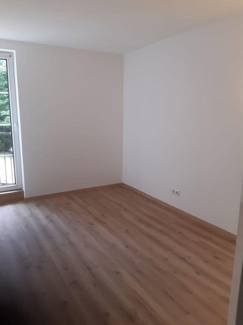 Pronájem bytu 2+1 40 m², Am Schloß Broich 15, Mülheim an der Ruhr, Severní Porýní-Vestfálsko Pronájem bytu 2+1 40 m², Am Schloß Broich 15, Mülheim an der Ruhr, Severní Porýní-Vestfálsko