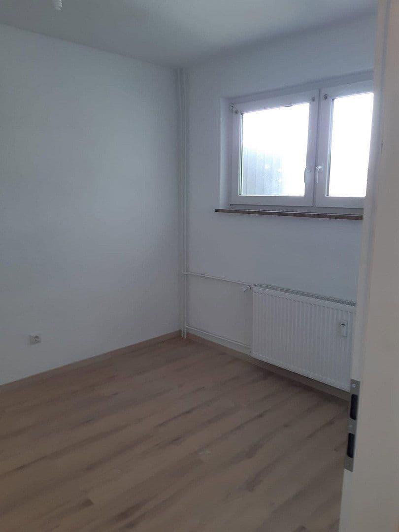 Pronájem bytu 3+1 68 m², Allmendestraße 1, Moers, Severní Porýní-Vestfálsko Pronájem bytu 3+1 68 m², Allmendestraße 1, Moers, Severní Porýní-Vestfálsko