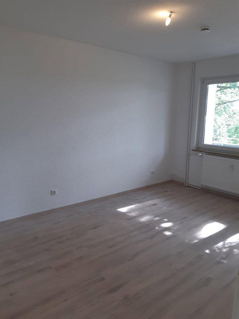 Pronájem bytu 3+1 68 m², Allmendestraße 1, Moers, Severní Porýní-Vestfálsko Pronájem bytu 3+1 68 m², Allmendestraße 1, Moers, Severní Porýní-Vestfálsko