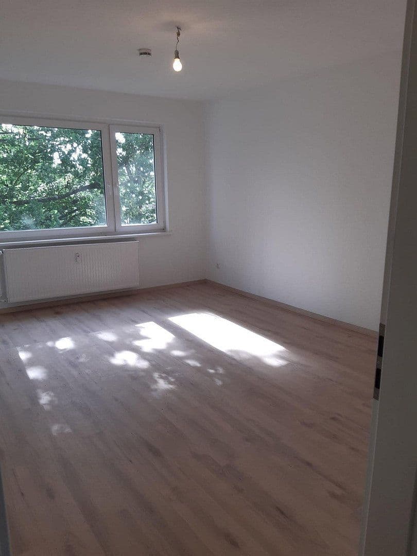 Pronájem bytu 3+1 68 m², Allmendestraße 1, Moers, Severní Porýní-Vestfálsko Pronájem bytu 3+1 68 m², Allmendestraße 1, Moers, Severní Porýní-Vestfálsko