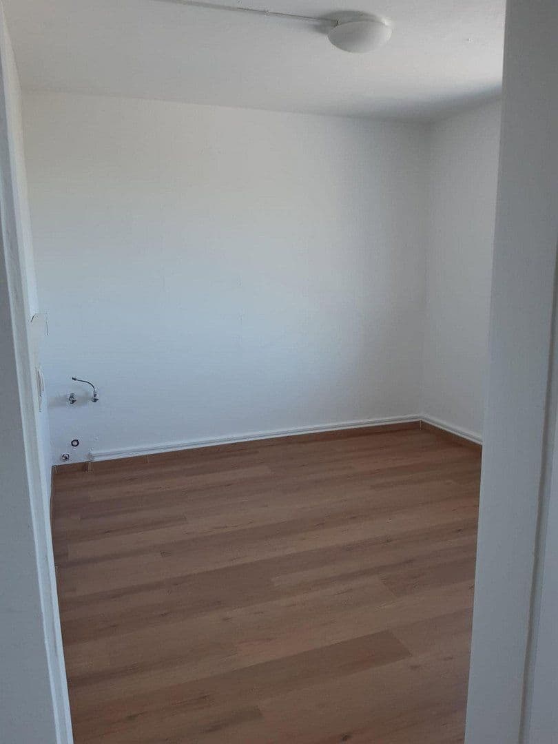 Pronájem nebytového prostoru 52 m², Münchener Straße 73, Essen, Severní Porýní-Vestfálsko Pronájem nebytového prostoru 52 m², Münchener Straße 73, Essen, Severní Porýní-Vestfálsko