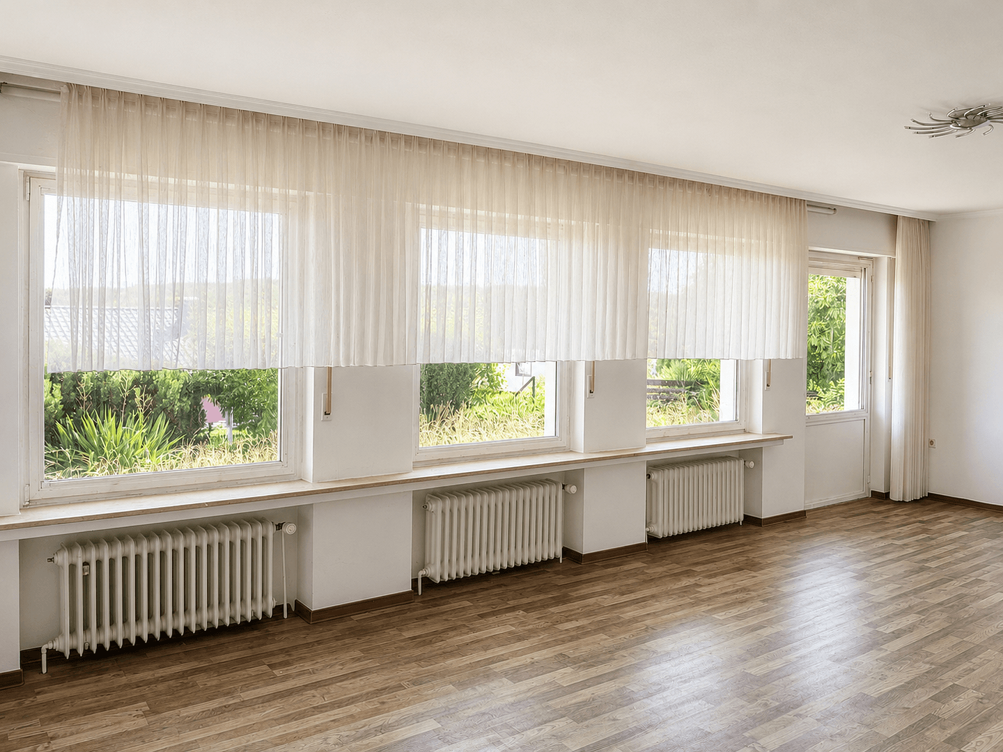 Prodej domu 182 m², pozemek 777 m², Fontanestr. 26, Lüdenscheid, Severní Porýní-Vestfálsko Prodej domu 182 m², pozemek 777 m², Fontanestr. 26, Lüdenscheid, Severní Porýní-Vestfálsko