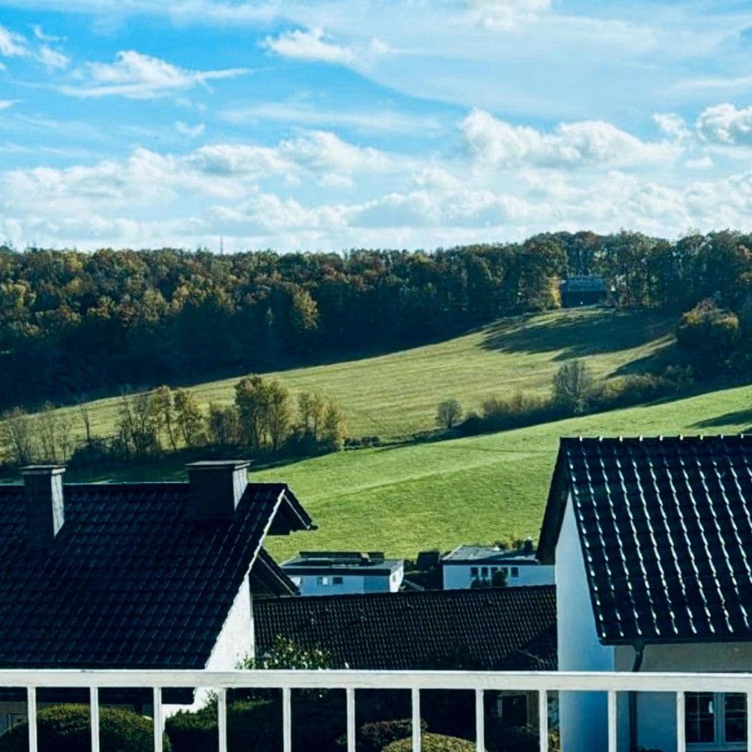 Prodej domu 182 m², pozemek 777 m², Fontanestr. 26, Lüdenscheid, Severní Porýní-Vestfálsko Prodej domu 182 m², pozemek 777 m², Fontanestr. 26, Lüdenscheid, Severní Porýní-Vestfálsko