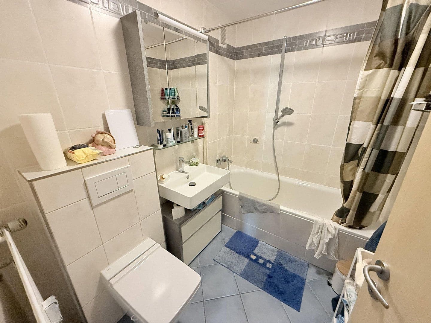 Pronájem bytu 4+1 102 m², Am Roth 6, Königstein im Taunus, Hessen Pronájem bytu 4+1 102 m², Am Roth 6, Königstein im Taunus, Hessen