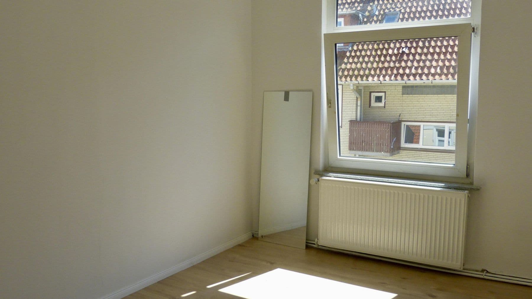 Pronájem bytu 2+1 47 m², Adolfstraße 16, Bremerhaven, Bremen Pronájem bytu 2+1 47 m², Adolfstraße 16, Bremerhaven, Bremen