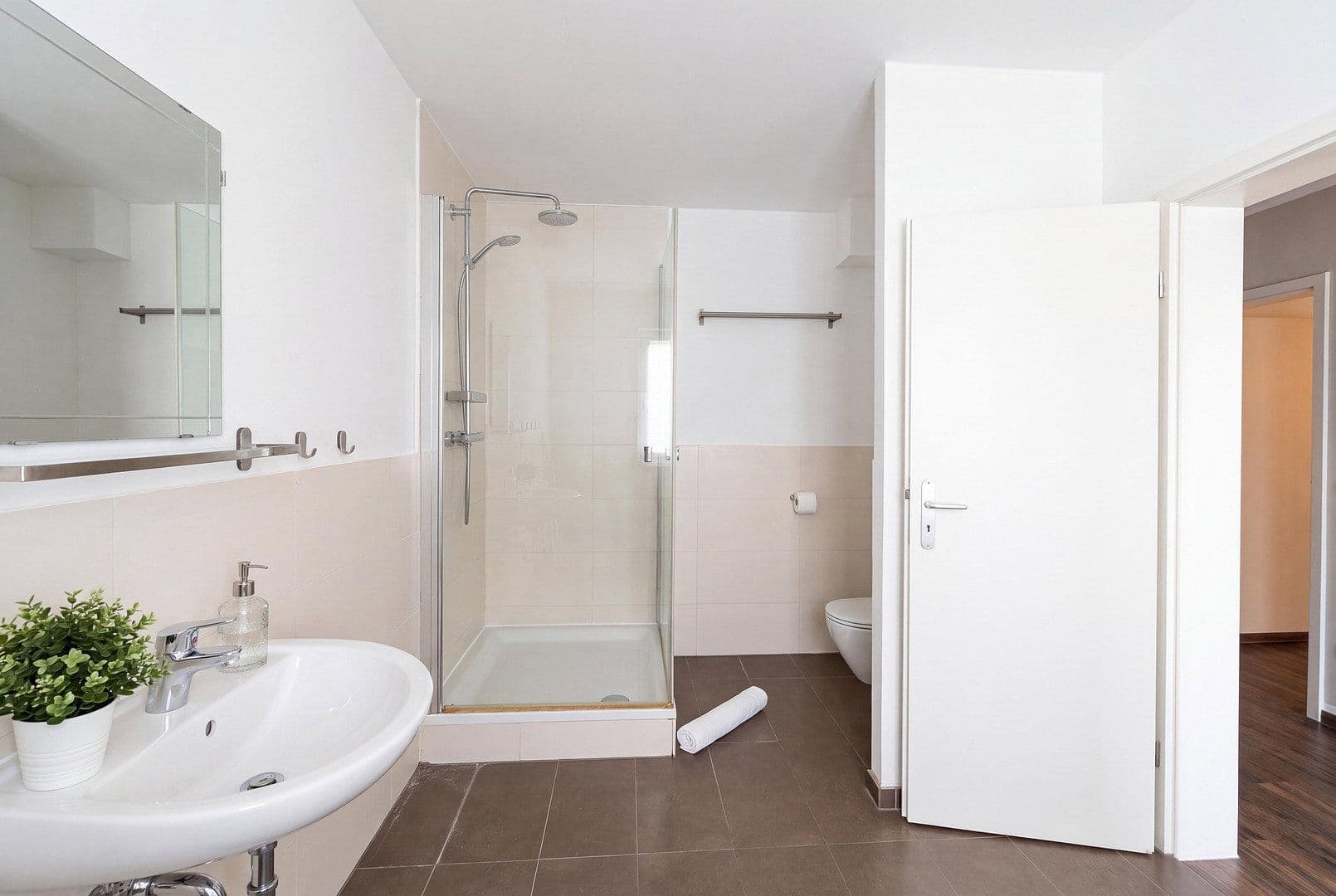 Pronájem bytu 3+1 110 m², Ahrensfelde, Braniborsko Pronájem bytu 3+1 110 m², Ahrensfelde, Braniborsko